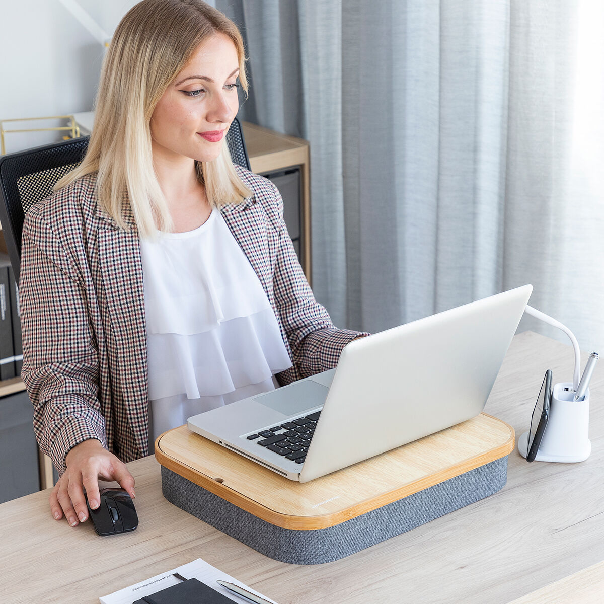 InnovaGoods - Portable Laptop Desk with Storage Tray